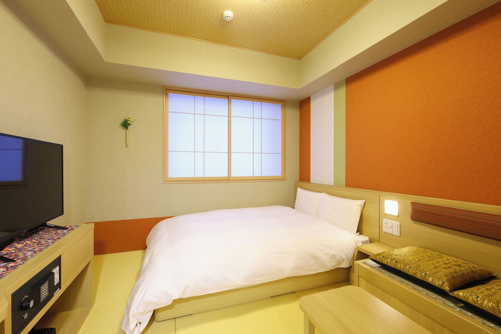 ダブルルーム 禁煙 | 天然温泉 越前の湯 御宿 野乃福井