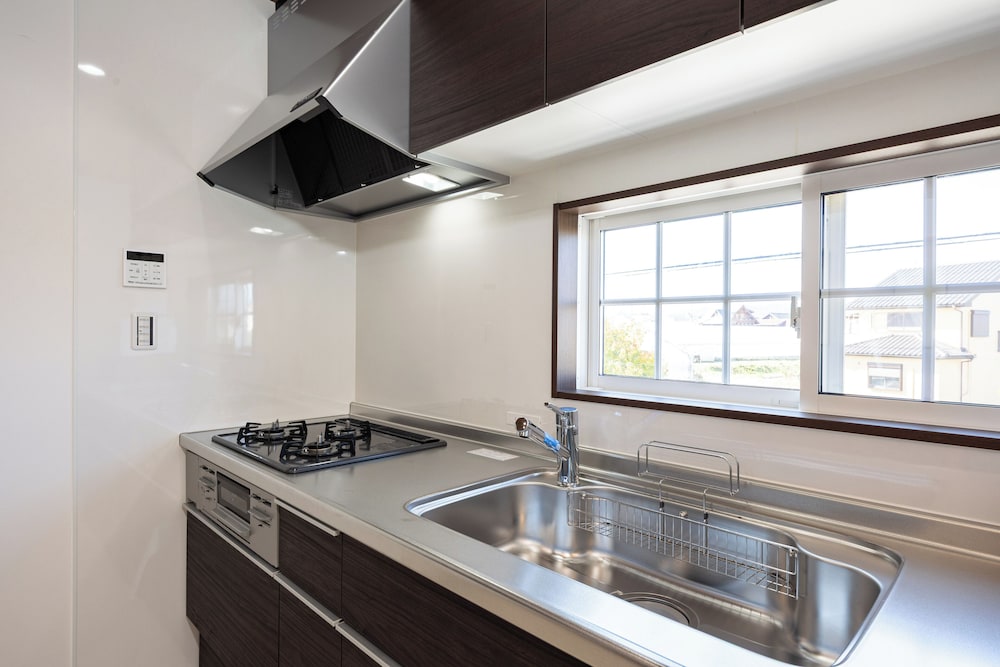 ヴィラ パティオ 専用キッチン1 | Villa Dogika TAKASHIMA