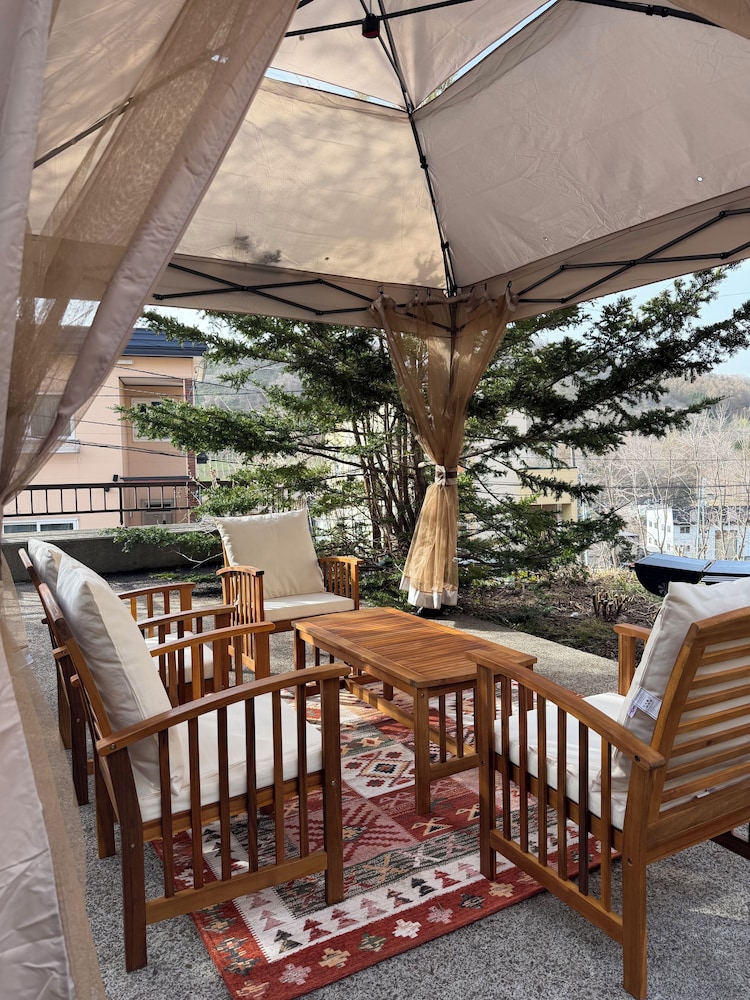 バーベキュー / ピクニック エリア1 | 青山ハウス