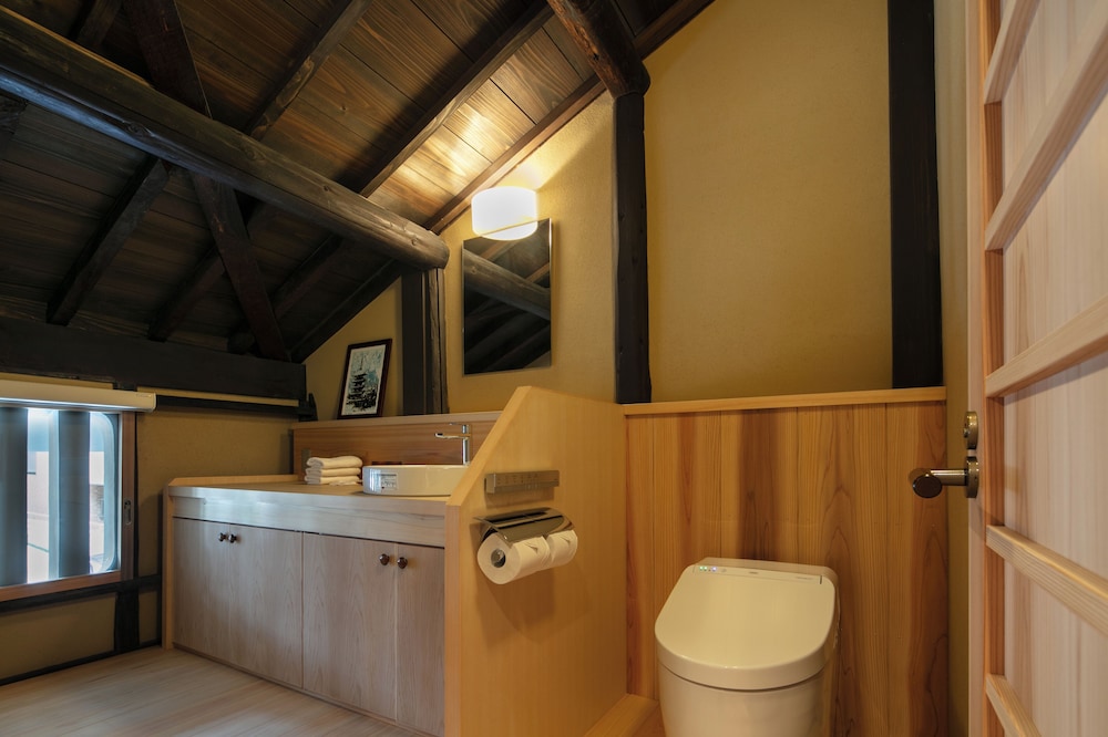 タウンホーム バスルーム1 | 長江家住宅（京都市指定有形文化財）