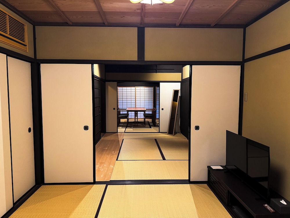 タウンホーム リビング エリア2 | 長江家住宅（京都市指定有形文化財）