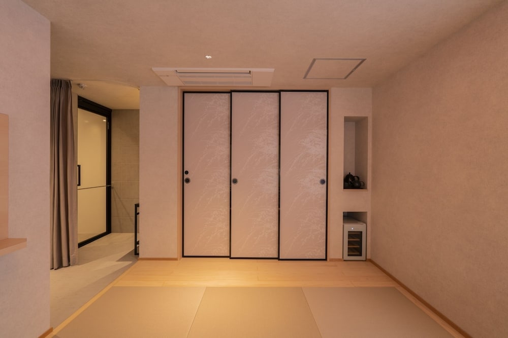 スーペリア ツインルーム 客室2 | moire HOTEL YOSHIWARA