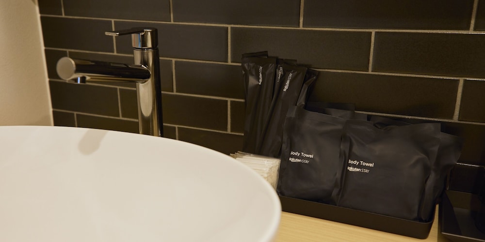 [C]2ダブルベッド/4名定員 禁煙 バスルーム0 | Rakuten STAY あわら温泉