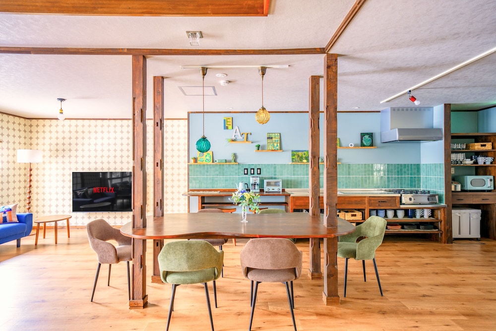 メインイメージ | CHALEUR