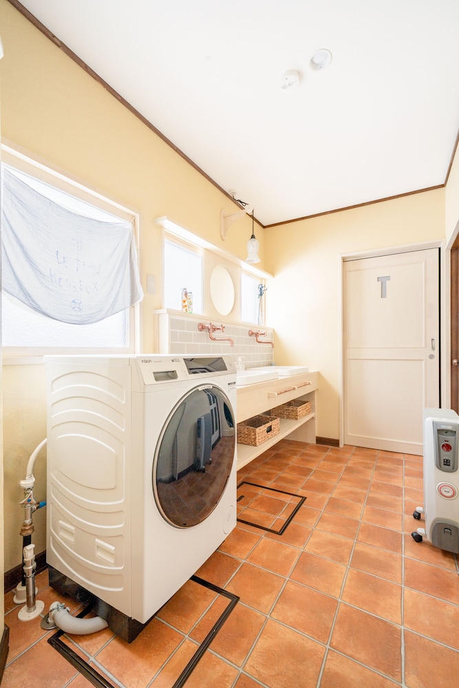 ランドリー ルーム1 | CHALEUR