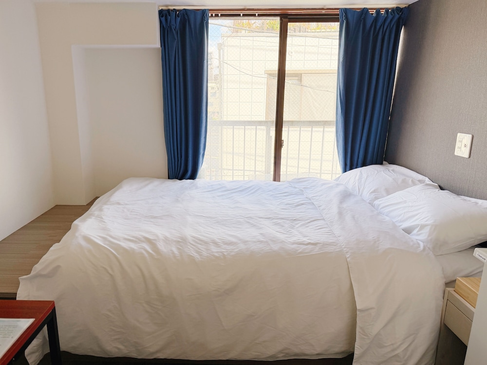 和風ダブルルーム 布団 禁煙 専用バスルーム 客室1 | 青麦旅館