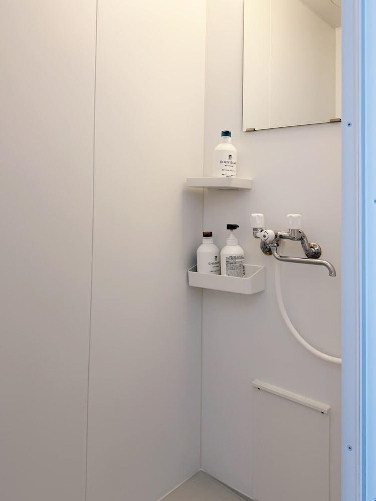 和風ダブルルーム 布団 禁煙 専用バスルーム バスルーム0 | 青麦旅館