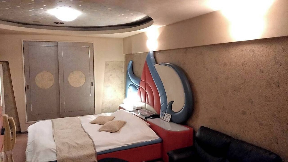 ダブルルーム 客室5 | ホテル うさぎ - 大人限定