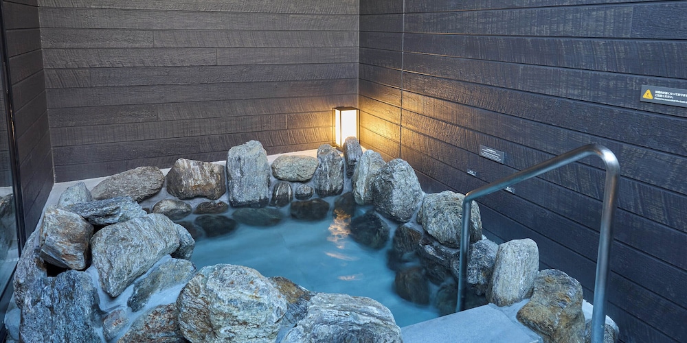 [B]2ダブル+布団4組/露天風呂/８名定員 禁煙 バスルーム1 | Rakuten STAY VILLA 由布院温泉