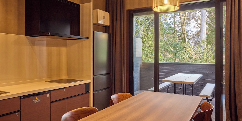 [D_ドッグ可]2クイーン/天然温泉,サウナ，ドッグラン 禁煙 専用キッチン1 | Rakuten STAY VILLA 由布院温泉