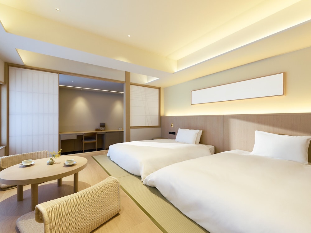 スタンダード ツインルーム 客室1 | HOTEL FORK & KNIFE Miyajima - 2026 年 3 月 28 日開業