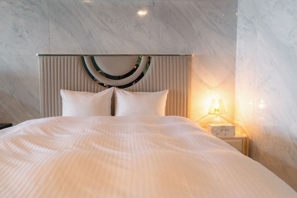 デラックス オーシャンビュークイーン 禁煙 | Glamping＆Resort WOOD DESIGN PARK NOMA