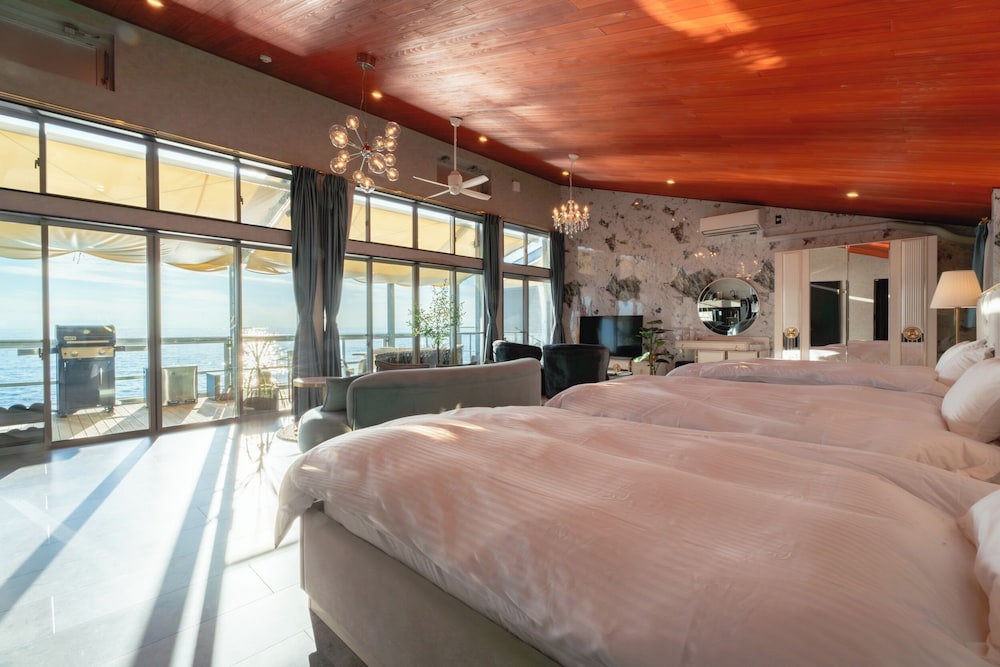 エグゼクティブ オーシャンビューサンセット トリプル 禁煙 | Glamping＆Resort WOOD DESIGN PARK NOMA