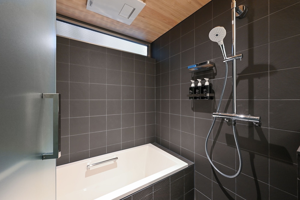 ラグジュアリー タウンホーム 禁煙 キッチン バスルーム0 | casana KYOTO