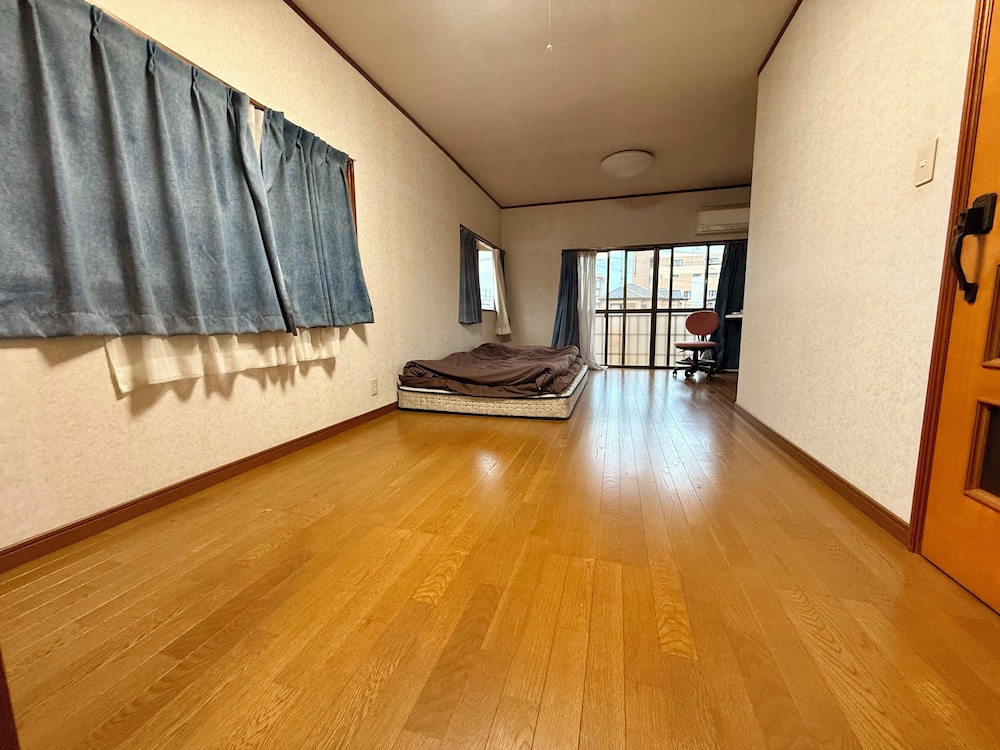 客室1 | SakuraHouse