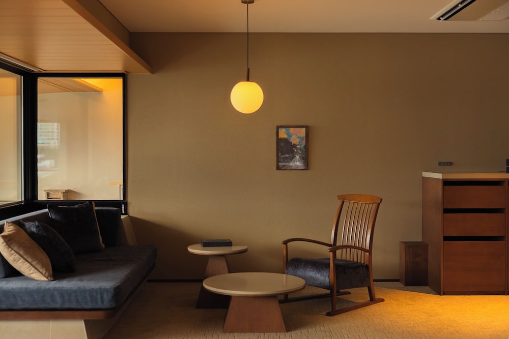 客室1 | 伊豆リトリート 熱川粋光 by 温故知新