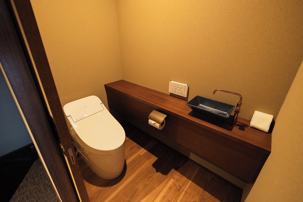 ファミリー スイート サウナ オーシャンビュー 客室2 | 伊豆リトリート 熱川粋光 by 温故知新