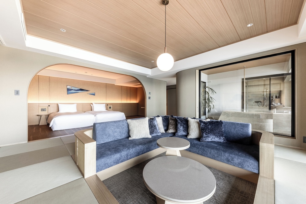 スーペリア ルーム 専用バスルーム オーシャンビュー 客室2 | 伊豆リトリート 熱川粋光 by 温故知新