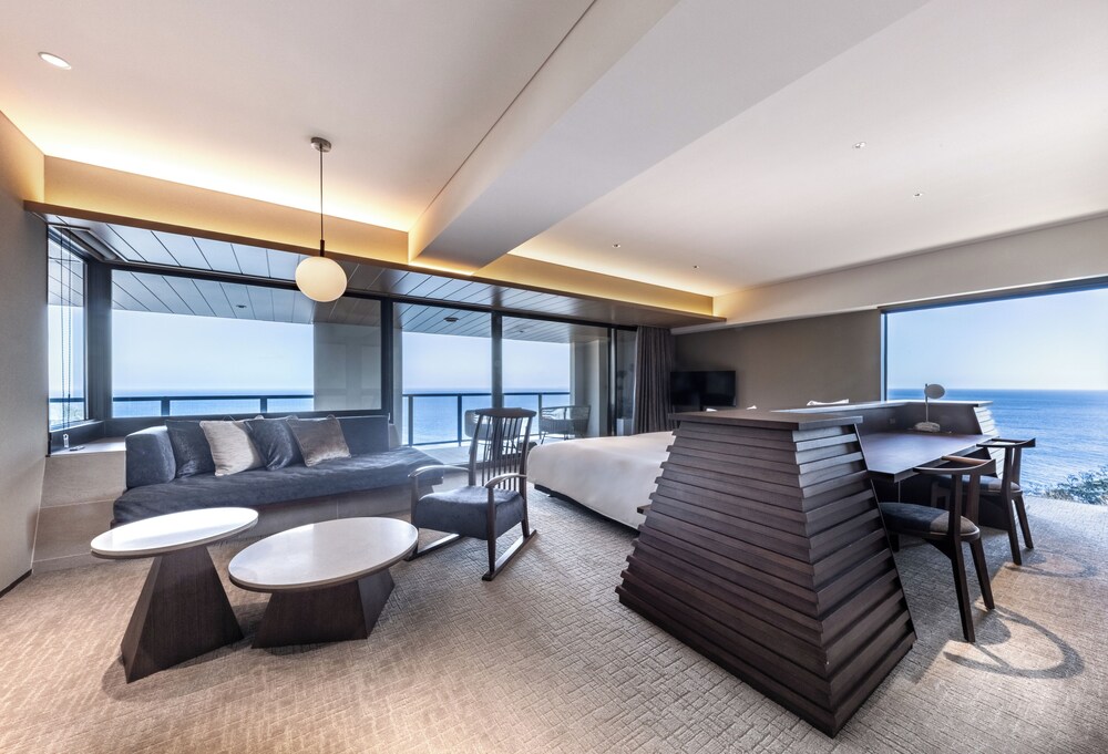 ラグジュアリー スイート サウナ オーシャンビュー | 伊豆リトリート 熱川粋光 by 温故知新