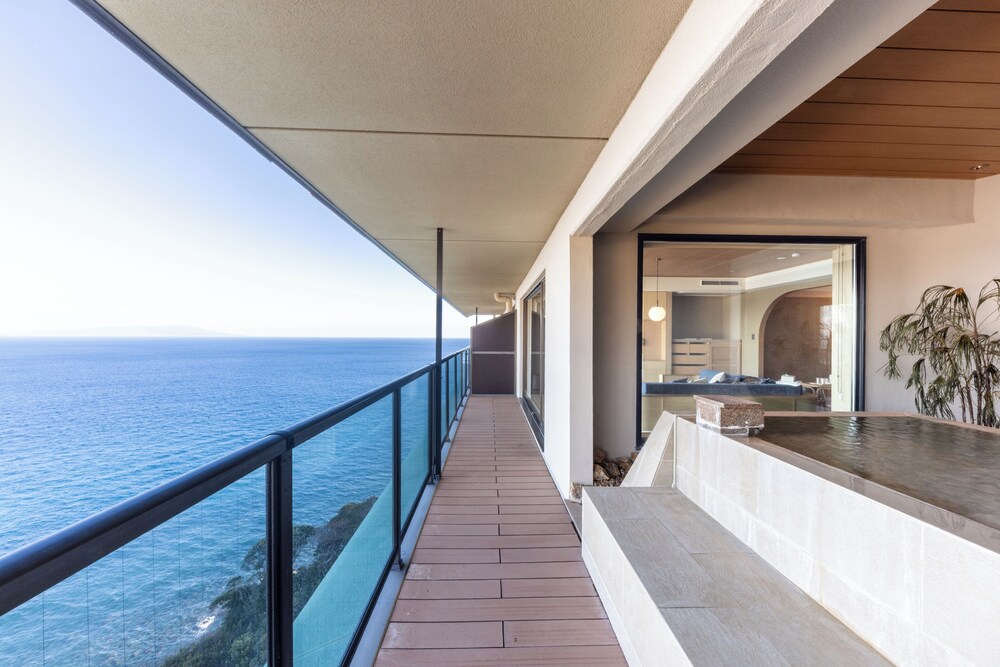 スーペリア ルーム 専用バスルーム オーシャンビュー バルコニーからの眺望0 | 伊豆リトリート 熱川粋光 by 温故知新