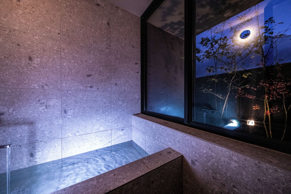 デラックス ツインルーム 禁煙 (03) バスルーム1 | HOTEL MODA