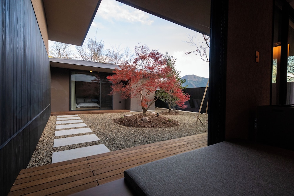 スイート 禁煙 (05) 客室2 | HOTEL MODA