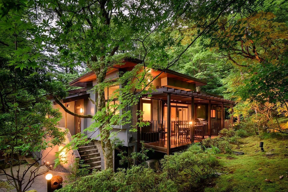 メインイメージ | Serenity Springs Villa Morita