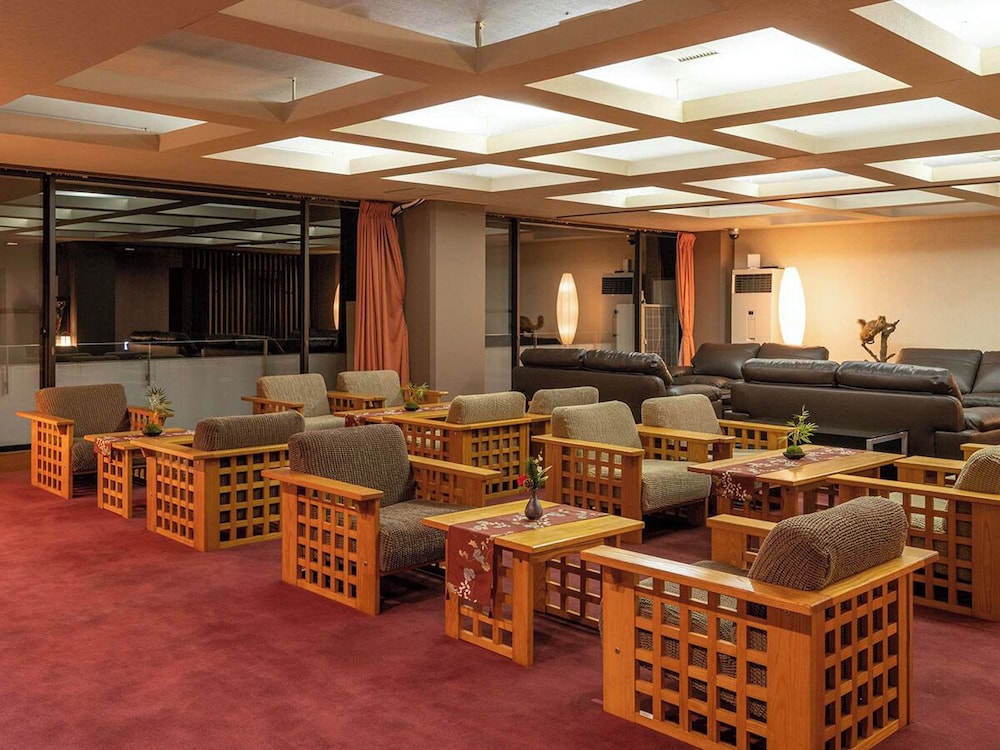 ロビーラウンジ1 | リブマックスリゾート川俣温泉