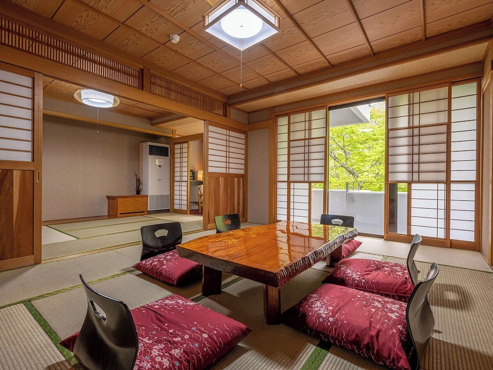 デラックス ルーム マウンテンビュー 部屋からの景観0 | リブマックスリゾート川俣温泉