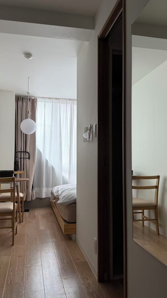 コンフォート 4 人部屋 禁煙 客室5 | Moon Base Tokyo Inn