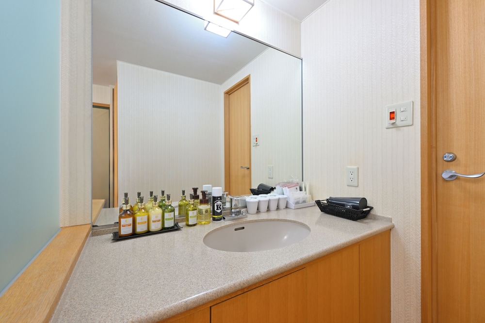 和風クワドラプルルーム マウンテンビュー バスルーム1 | リブマックスリゾート八ヶ岳