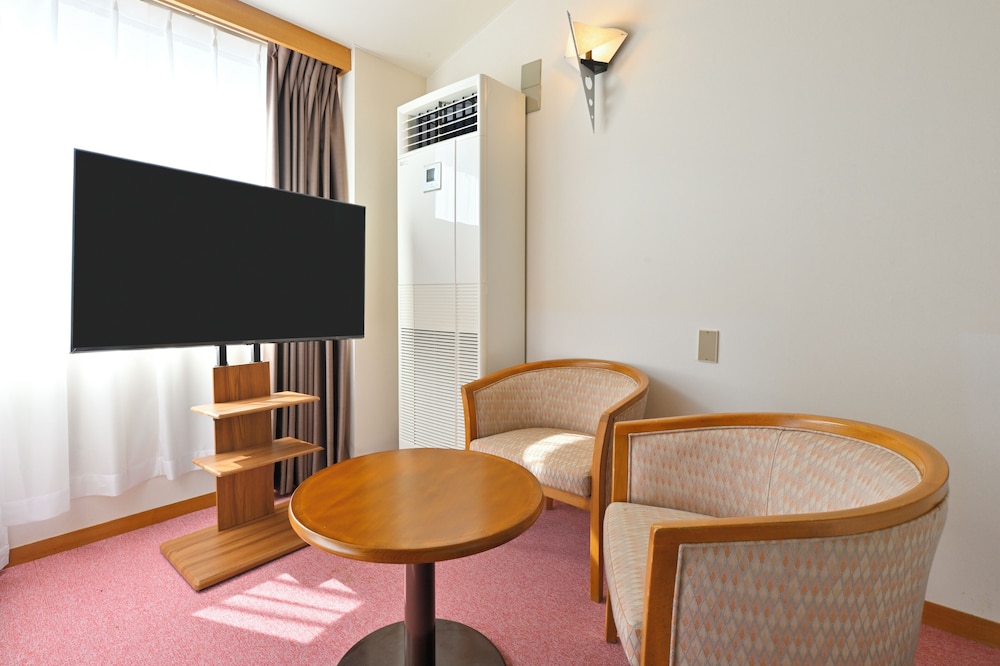 スタンダード ツインルーム マウンテンビュー 客室3 | リブマックスリゾート八ヶ岳