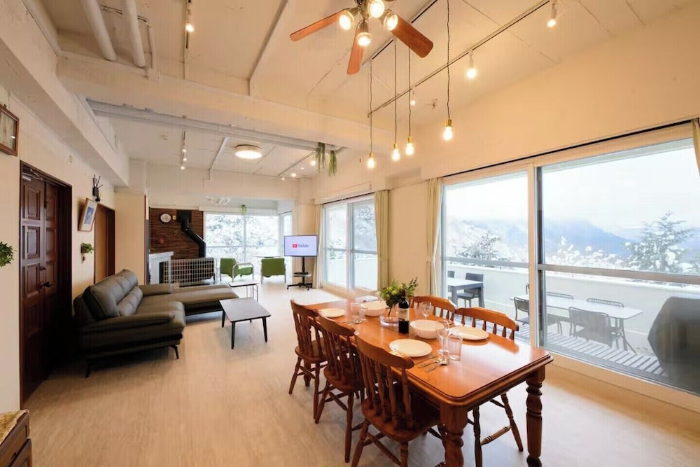 客室1 | SMART VILLA 箱根芦ノ湖