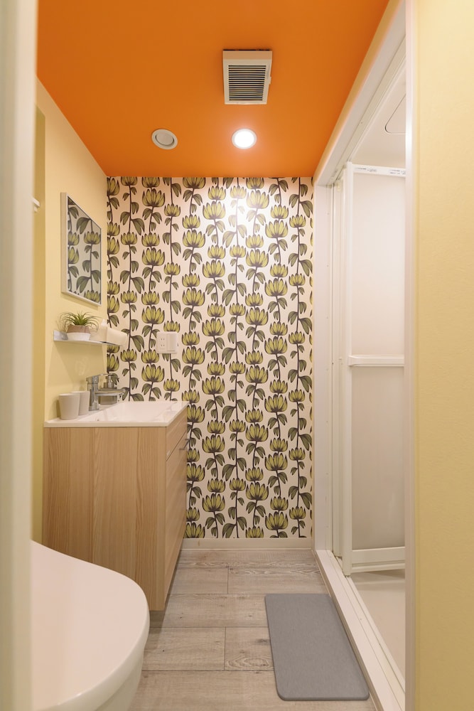 ベーシック ダブルまたはツインルーム 禁煙 シティビュー バスルーム1 | スカイフィール大久保B棟