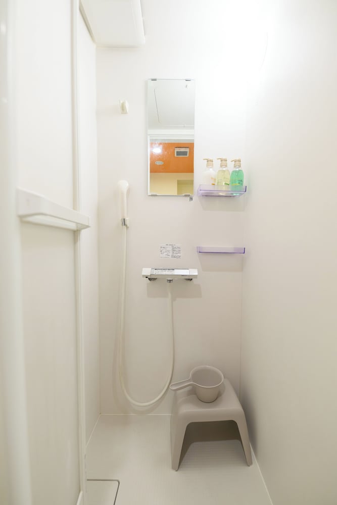 ベーシック ダブルまたはツインルーム 禁煙 シティビュー バスルーム3 | スカイフィール大久保B棟