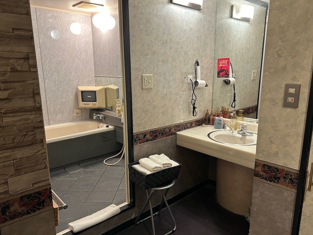 エコノミールーム バスルーム0 | ホテルラグナ