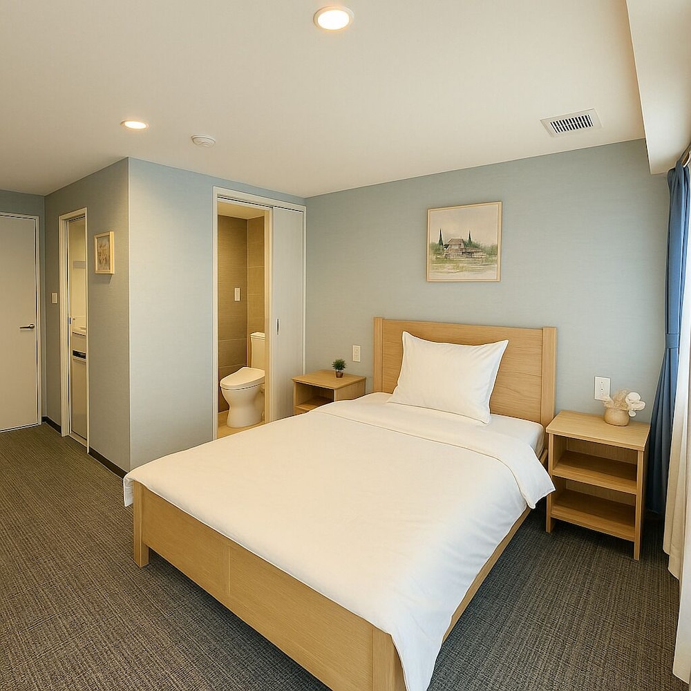 エリート ダブルルーム クイーンベッド 1 台 禁煙 バルコニー 客室4 | AOMUGIHOTEL-Otsuka