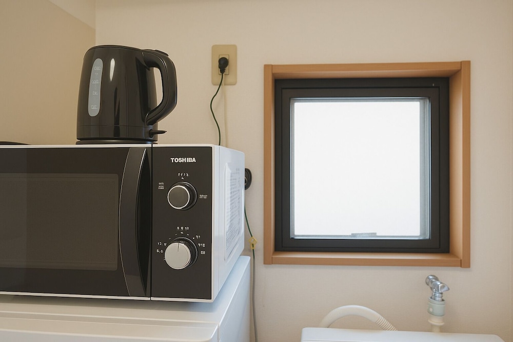 ビジネス ダブルルーム クイーンベッド 1 台 禁煙 バルコニー 客室13 | AOMUGIHOTEL-Otsuka