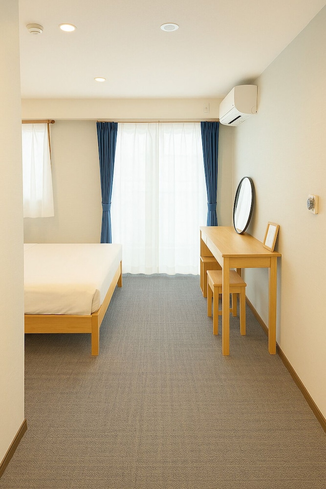 エリート ダブルルーム クイーンベッド 1 台 禁煙 バルコニー 客室6 | AOMUGIHOTEL-Otsuka