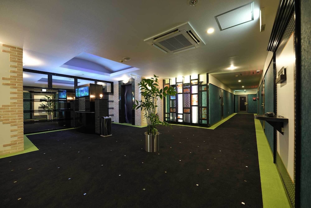 内部エントランス1 | Hotel GLOW -ホテル グロウ-