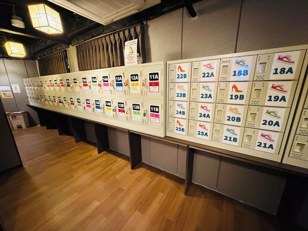 ロッカー1 | SHIMBASHI KON HOTEL