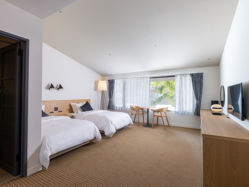 スーペリア ツインルーム 禁煙 | BIRD HOTEL