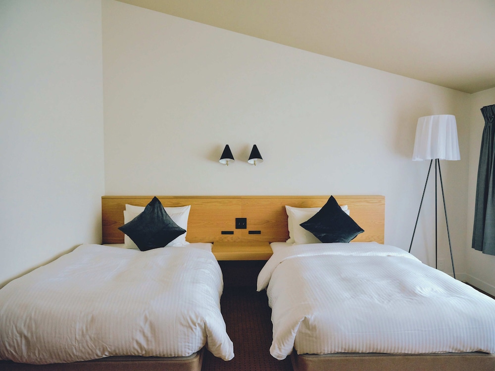 プライベートツインルームB 禁煙 客室1 | BIRD HOTEL