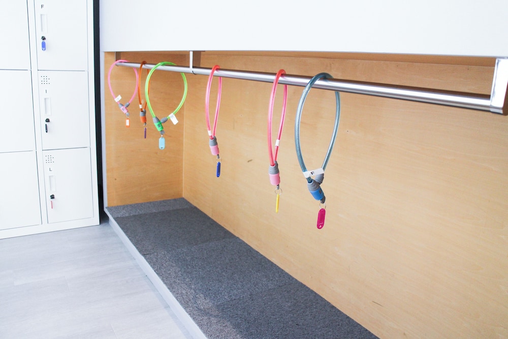 ベーシック 共同ドミトリー 男性限定 禁煙 シティビュー 客室3 | HOSTEL EstLiLas KANDA