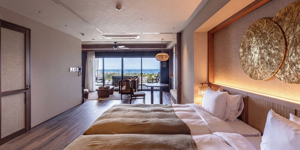 スーペリアスイート・ハリウッド・ハイフロア | BLISSTIA SUITES & RESORT 沖縄恩納村