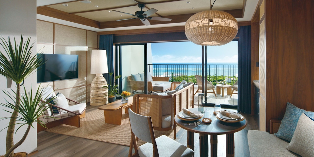 スーペリアスイート 客室3 | BLISSTIA SUITES & RESORT 沖縄恩納村