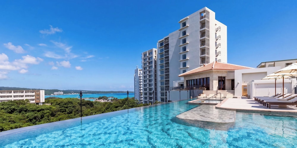 BLISSTIA SUITES & RESORT 沖縄恩納村