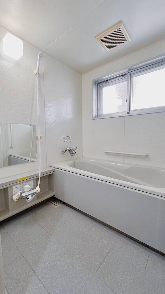 ファミリー ルーム バスルーム2 | Fierement inn