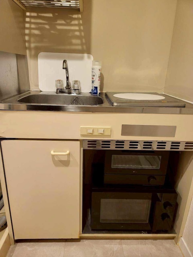 アパートメント 専用キッチン6 | プレアデス皆実102