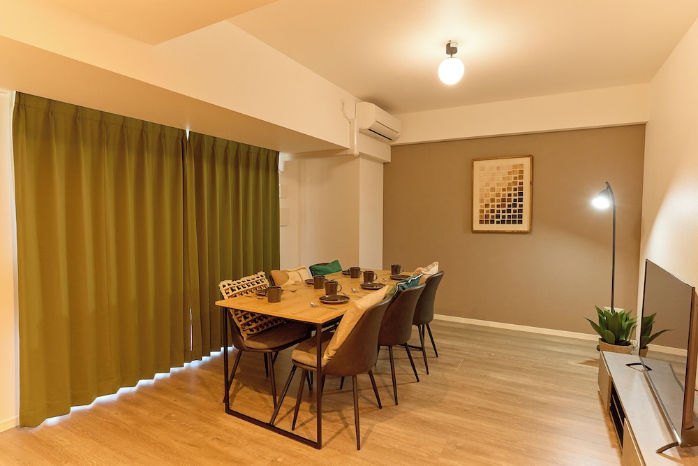 アパートメント 禁煙 (601/6ppl) リビング エリア1 | VORT 山吹町レジデンス